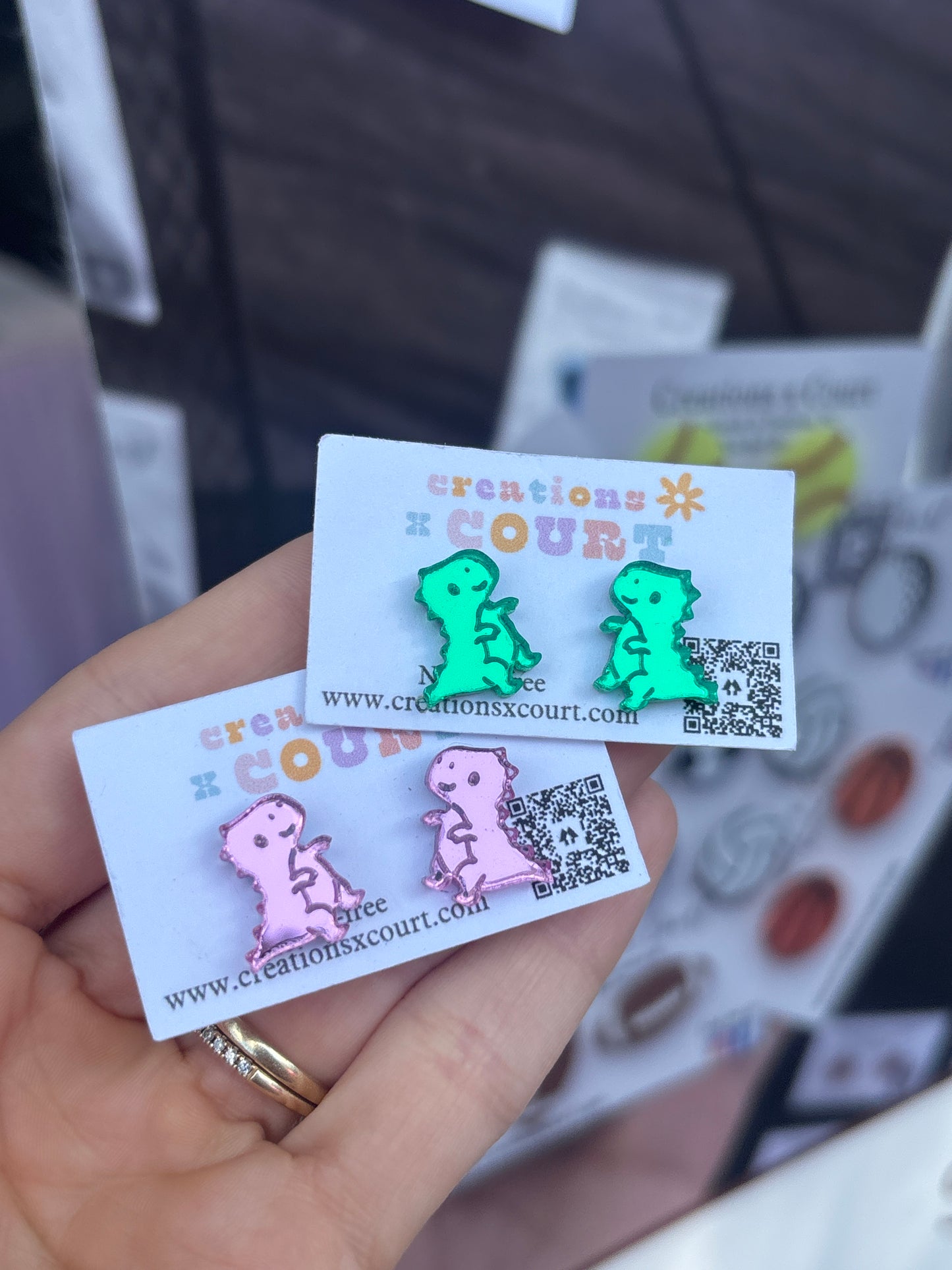 Tiny Diny Studs