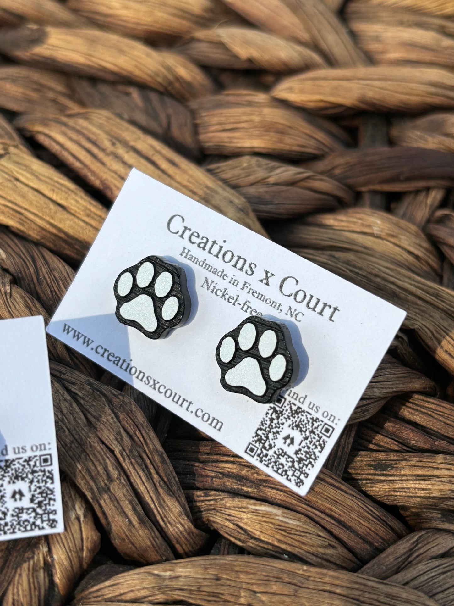 Paw Studs