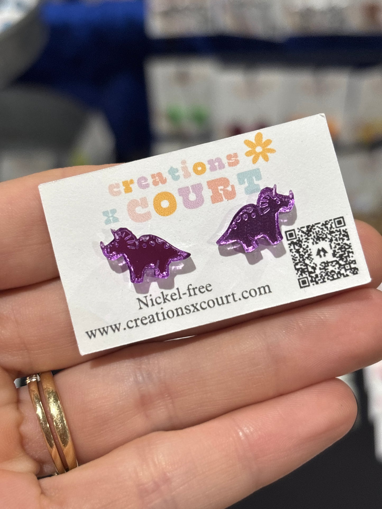 Tiny Diny Studs