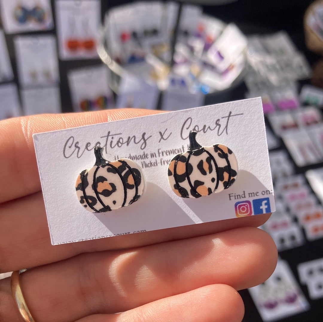 Pumpkin Studs - Cow/Cheetah