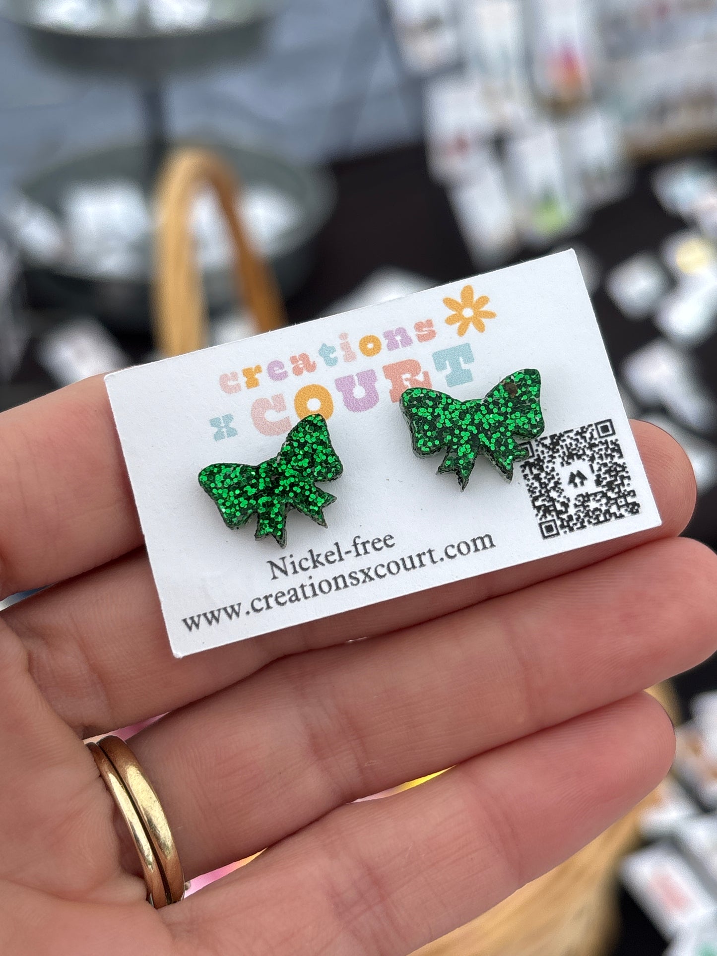 Bow studs