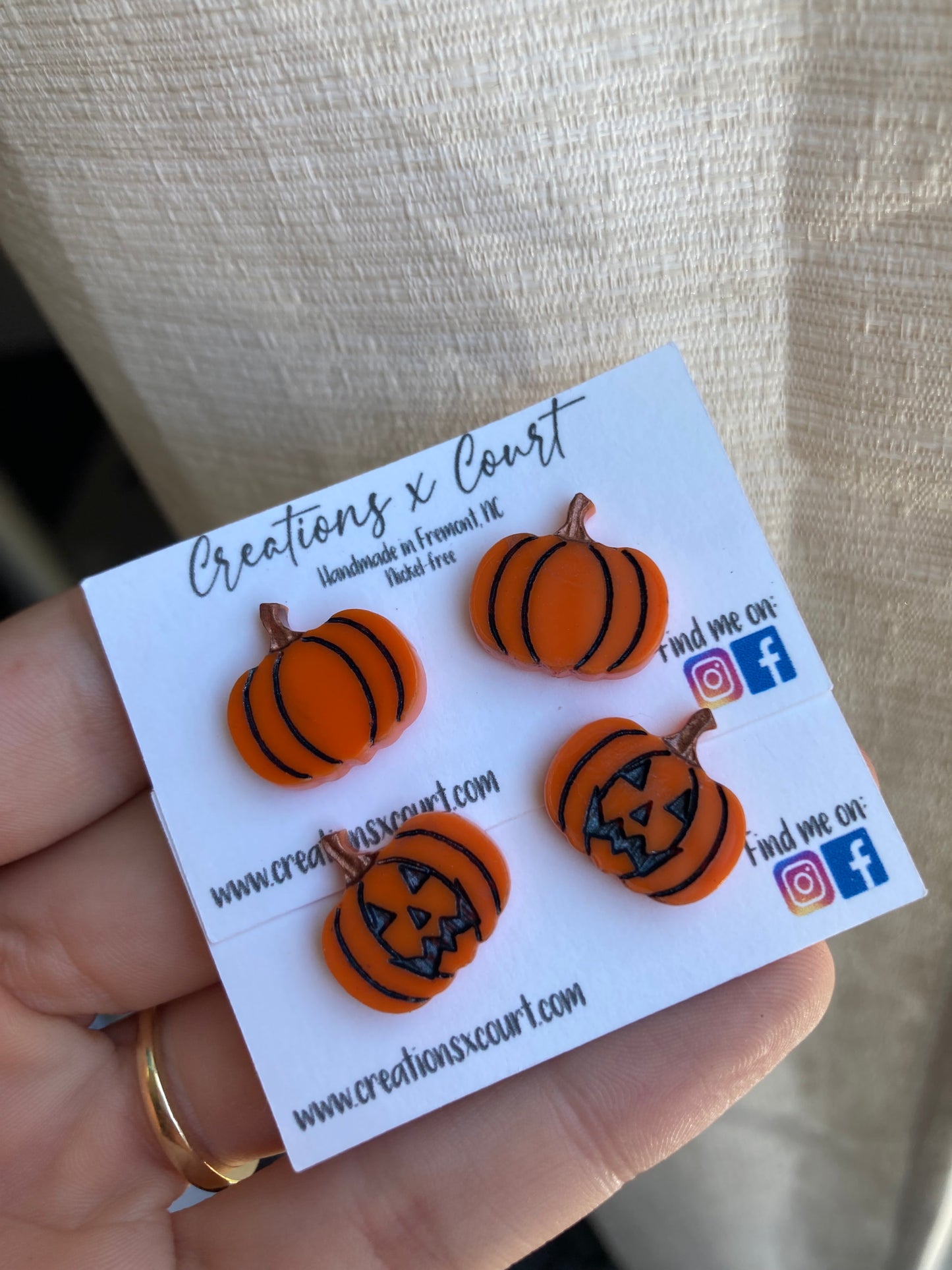 Pumpkin Studs