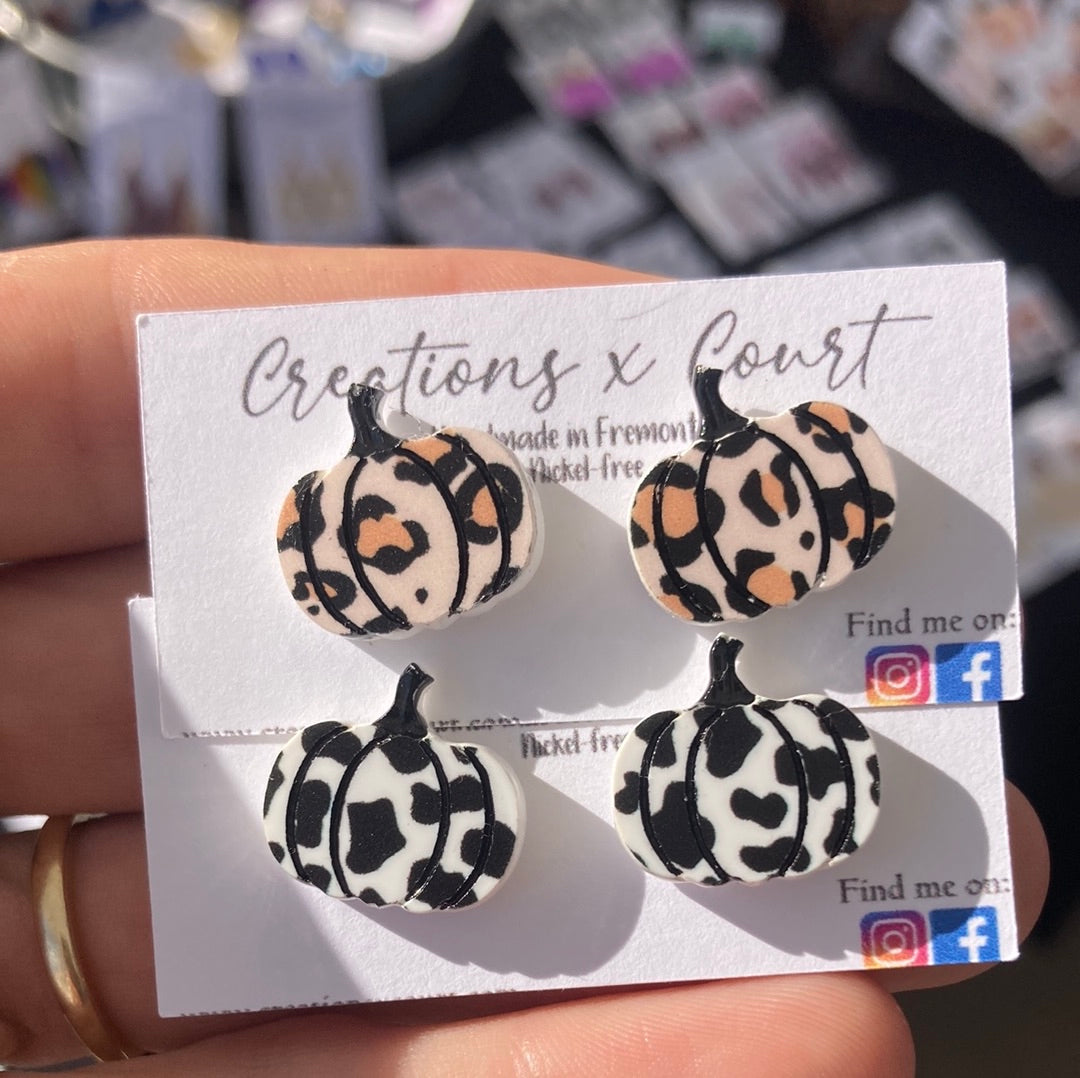 Pumpkin Studs - Cow/Cheetah