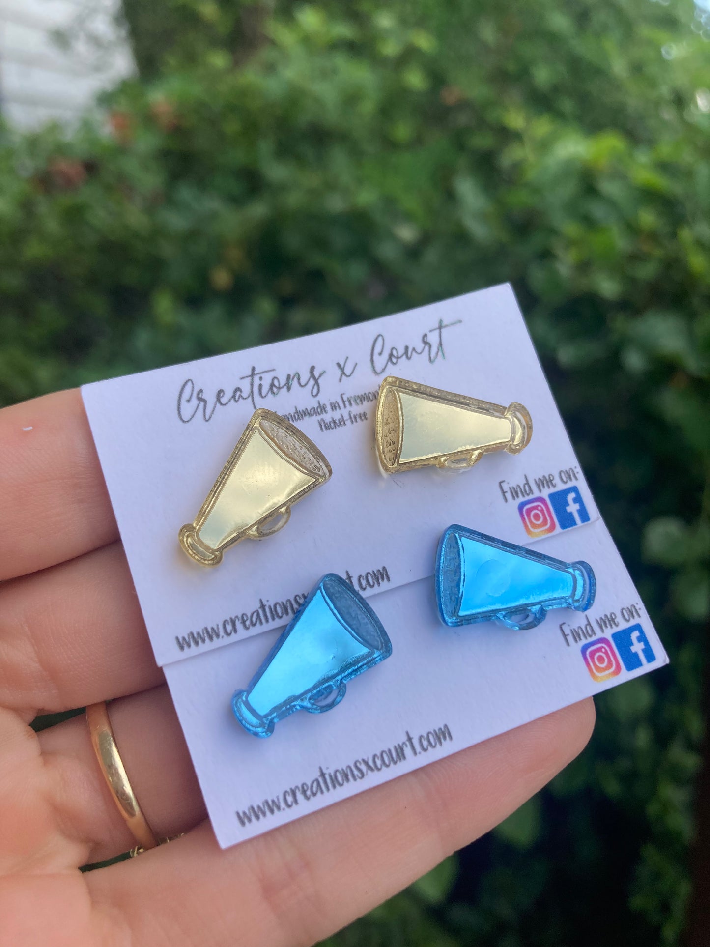 Cheer Megaphone Studs