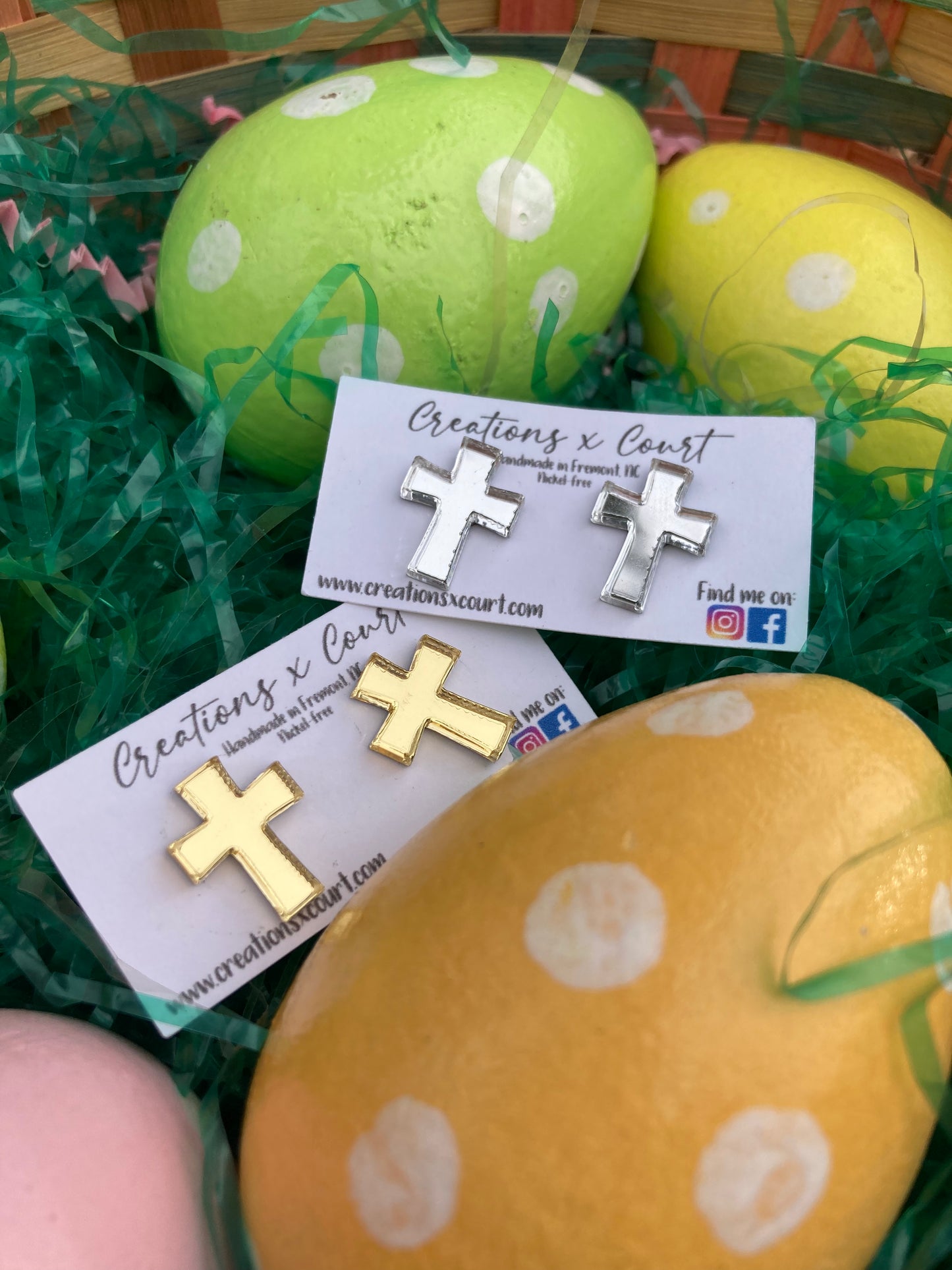 Cross studs