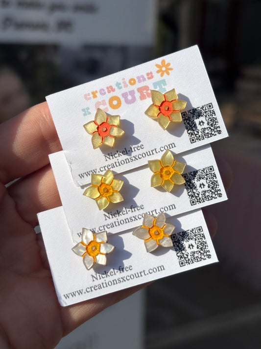 Daffodil Studs