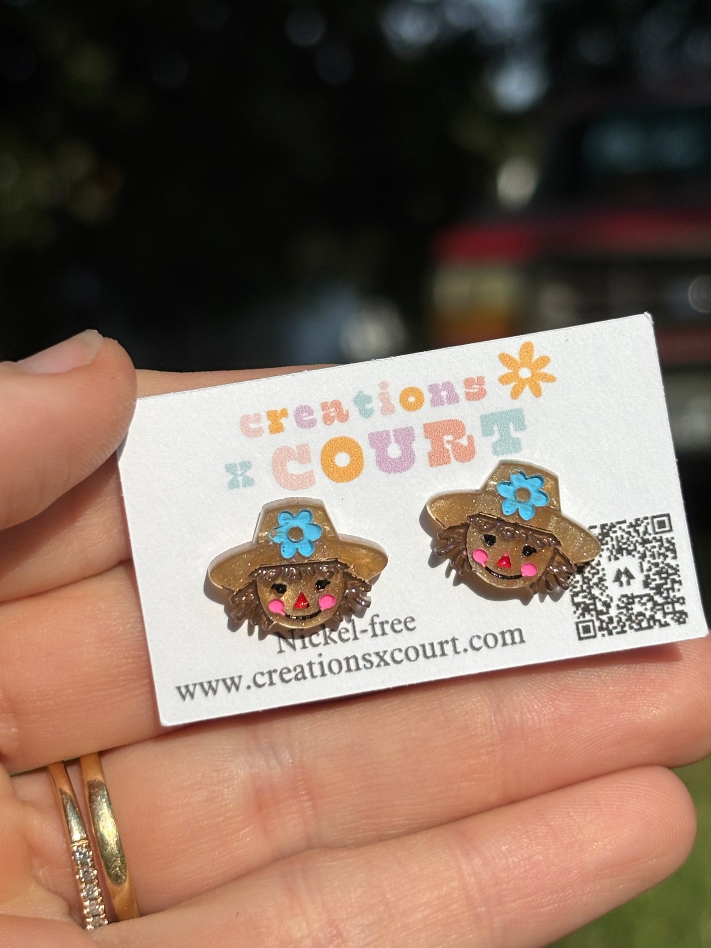 Scarecrow Studs