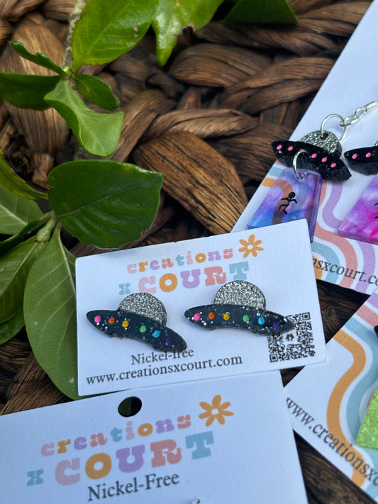 UFO + Alíen Studs