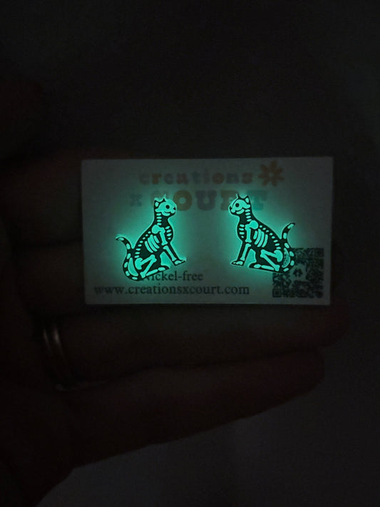 Skeleton Cat Studs